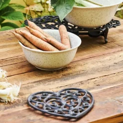 Fabrique de Styles Accessoires De Table*Dessous plat en fonte coeur - rhodonea
