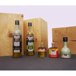 Fabrique de Styles Condiments Et Épices*Empilable magnum sel, vinaigre balsamique, huile d'olive à la truffe.