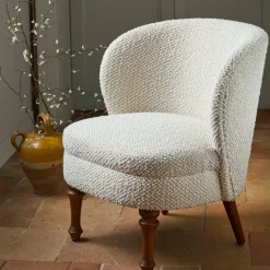 Fabrique de Styles Fauteuils*Fauteuil en tissu bouclette et hévéa écru - Claudine