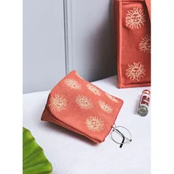 Fabrique de Styles Pochettes Et Housses*Pochette brodée en coton terracotta et doré - Allegra